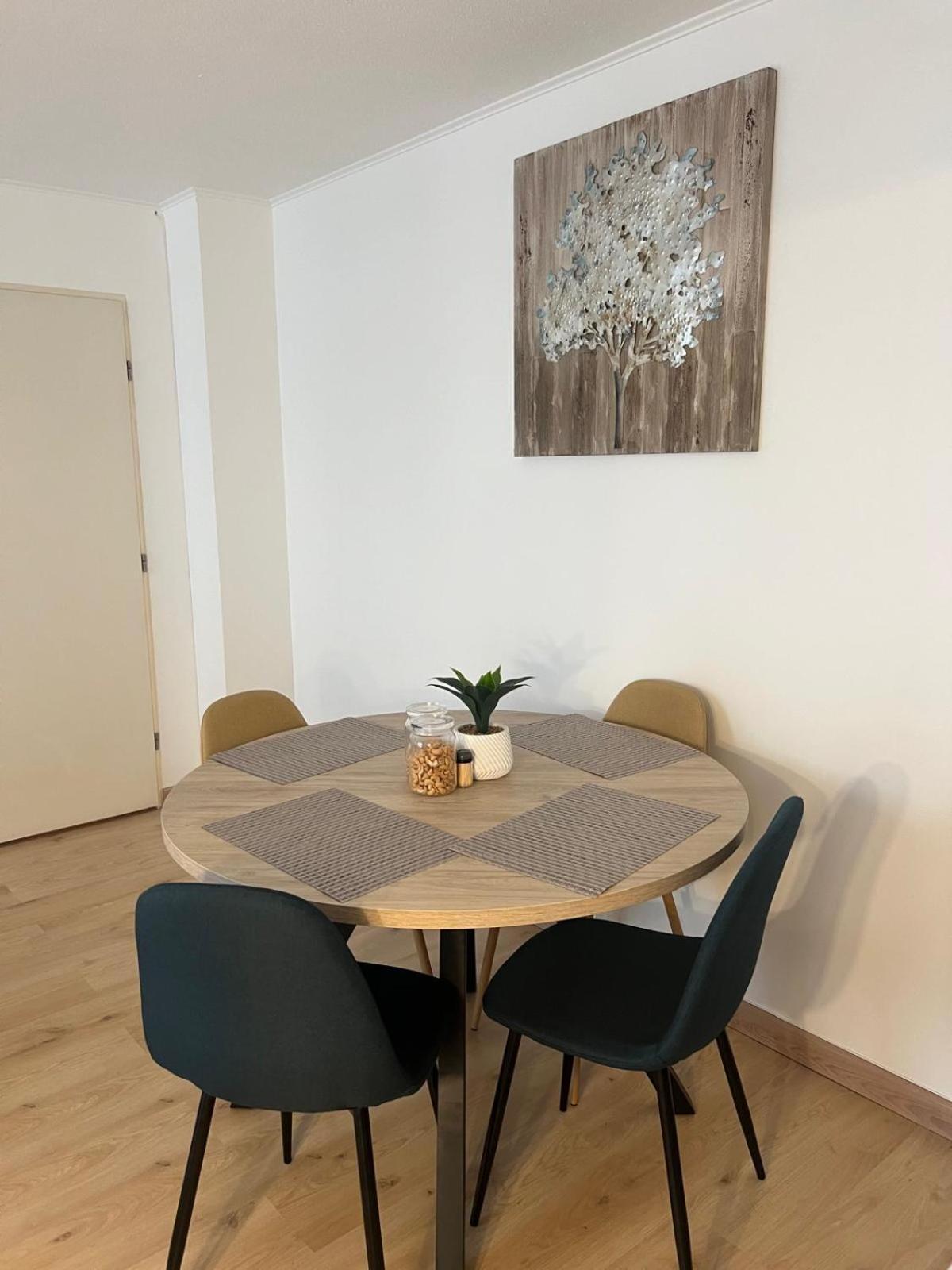 סרסל Champion Suites מראה חיצוני תמונה